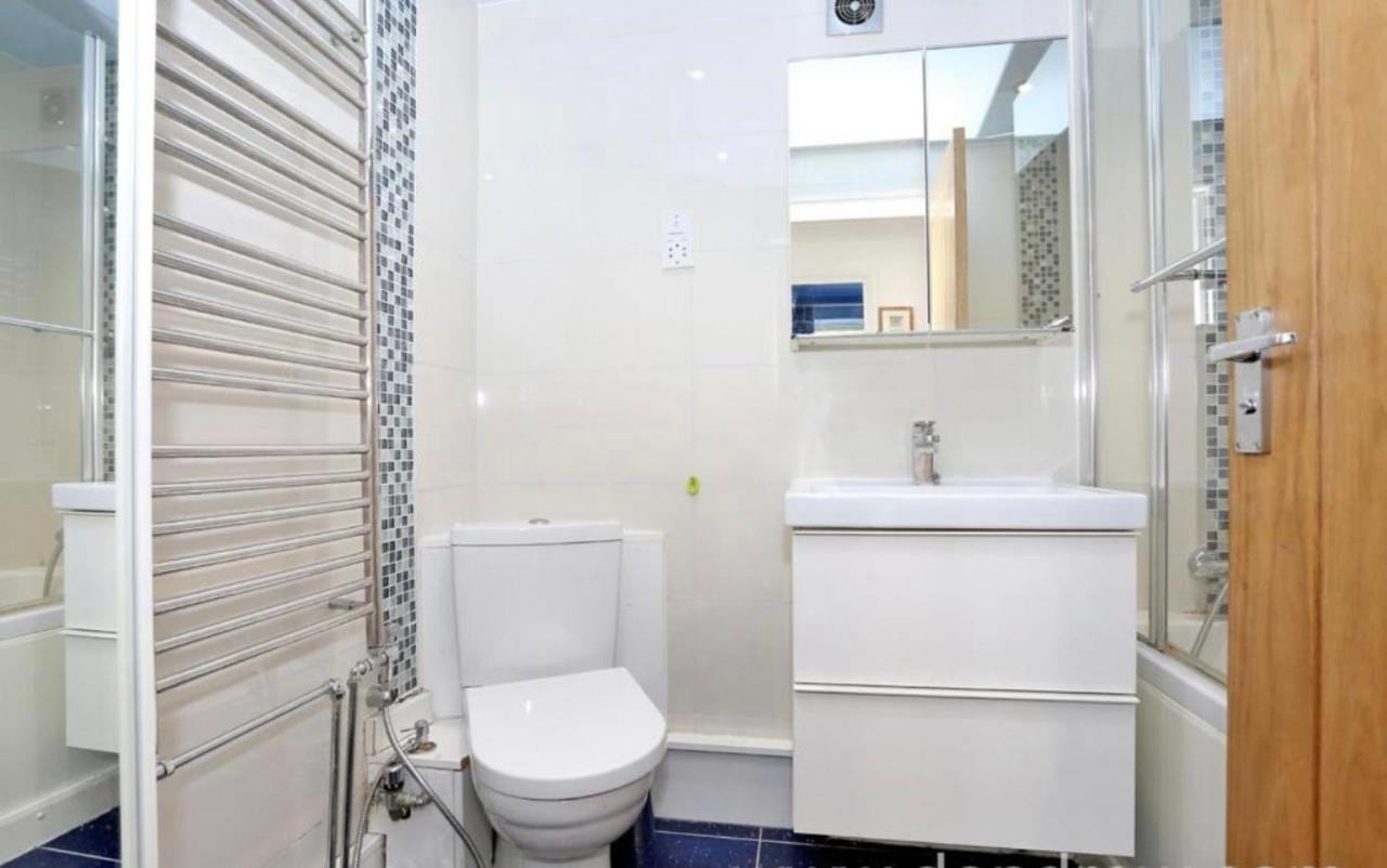 Luxury Double Blue Room 런던 외부 사진